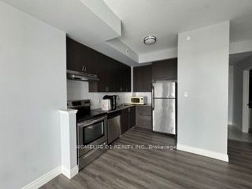 304-50 Sky Harbour Dr, Brampton, ON, L6Y6B8 | Card Image