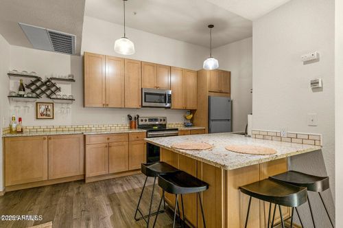 228-1185 W University Ave, Flagstaff, AZ, 86001-7145 | Card Image