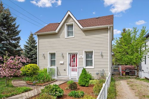14 Riverside Dr W, Elmira, ON, N3B1R1 | Card Image