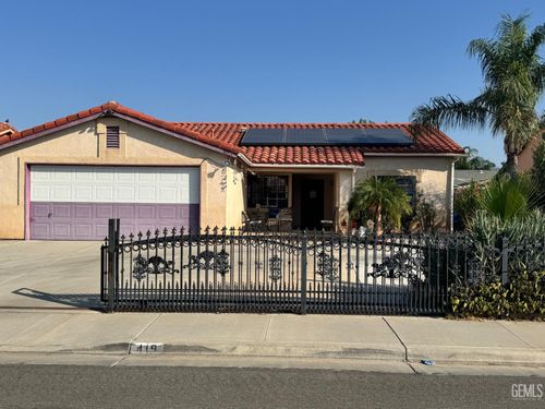 419 Catalina Pl, Delano, CA, 93215-4668 | Card Image