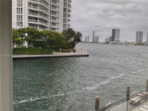 apt-32-3745 Ne 171st St, North Miami Beach, FL, 33160-3088 | Card Image