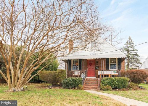 1901 Scroggins Rd, ALEXANDRIA, VA, 22302-3120 | Card Image