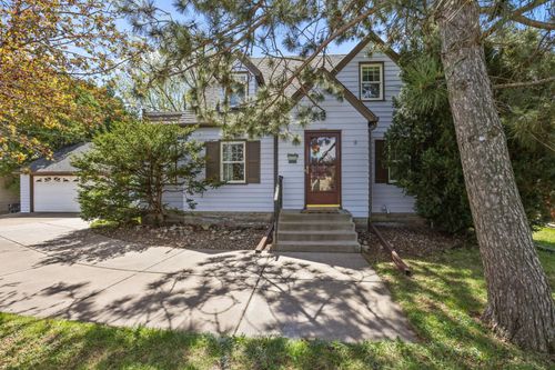 848 Larpenteur Ave W, Saint Paul, MN, 55113-6548 | Card Image