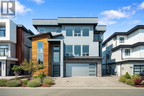 3638 Ridge View Terr, Victoria, BC, V9C0M3 | Card Image