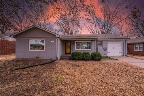 217 Filmore St, Mulvane, KS, 67110-1427 | Card Image