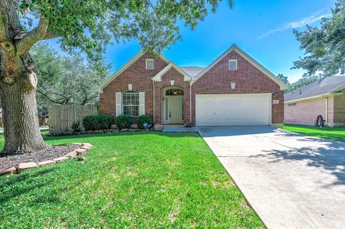 3347 Pebble Beach Ln, Pearland, TX, 77584-7930 | Card Image
