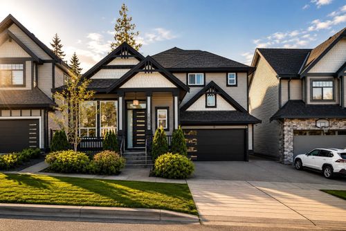 18080 67 Ave, Surrey, BC, V3S8C3 | Card Image
