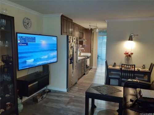 apt-407b-425 Ena Rd, Honolulu, HI, 96815-1751 | Card Image