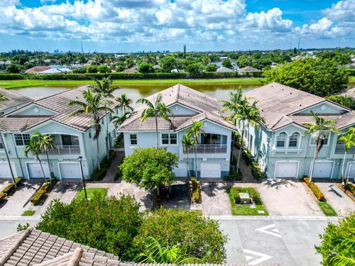 3133 Laurel Ridge Cir, Riviera Beach, FL, 33404-1840 | Card Image
