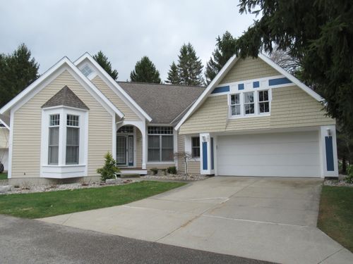 19-982 Sunflower Ct, Holland, MI, 49424-6613 | Card Image