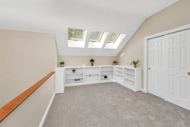9 Peninsula Dr, Condo with 2 bedrooms, 3 bathrooms and null parking in Stratham NH | Image 37