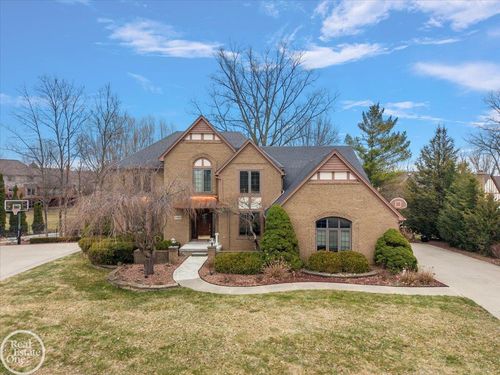 54168 Overbrook Ct, Shelby Township, MI, 48316-1300 | Card Image