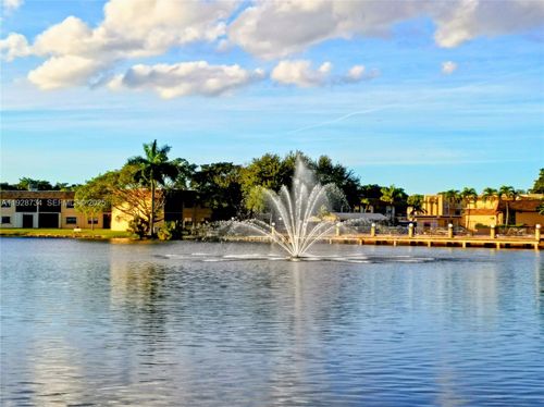 apt-308-151 Berkley Rd, Hollywood, FL, 33024-1186 | Card Image