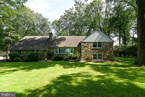 1531 N Ridge Rd, PERKASIE, PA, 18944-2224 | Card Image