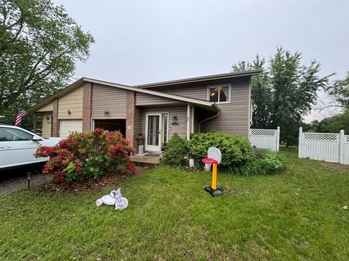 11200 Wren Street Nw, Coon Rapids, MN, 55433 | Card Image