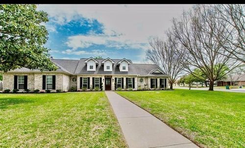 520 Red River Rd, Belton, TX, 76513-1008 | Card Image