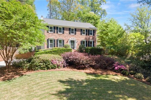 2124 Hawthorne Pt, Marietta, GA, 30062-6017 | Card Image