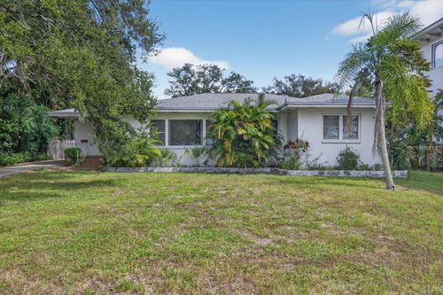 215 Edgewater Dr, Dunedin, FL, 34698-7533 | Card Image