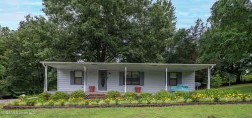 11815 Miller Rd, Olive Branch, MS, 38654-8496 | Card Image