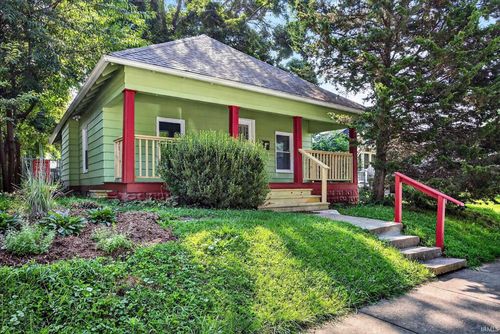 1303 S Washington St, Bloomington, IN, 47401-5877 | Card Image