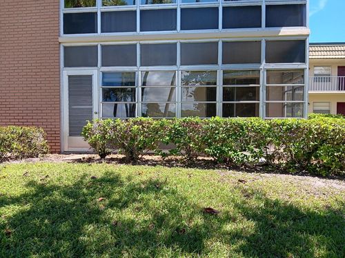 apt-102-18 Vista Gardens Trl, Vero Beach, FL, 32962-1718 | Card Image