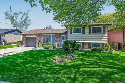 331 Mac Crae Dr, Caledonia, ON, N3W1K5 | Card Image