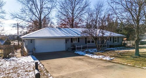 7545 Nw 75th St, Kansas City, MO, 64152-2349 | Card Image