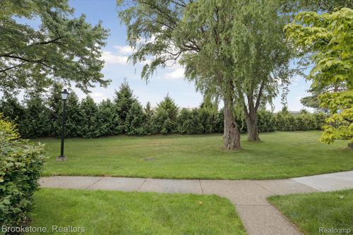 unit-4-8721 Kennedy Cir, Warren, MI, 48093-2248 | Card Image