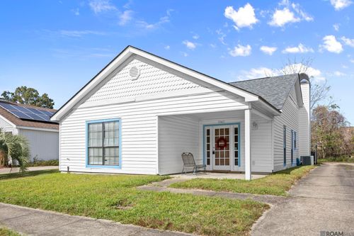 15463 Springwood Ave, Baton Rouge, LA, 70817-1536 | Card Image