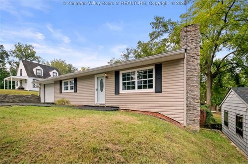 807 Richmond Rd, South Charleston, WV, 25309-2103 | Card Image