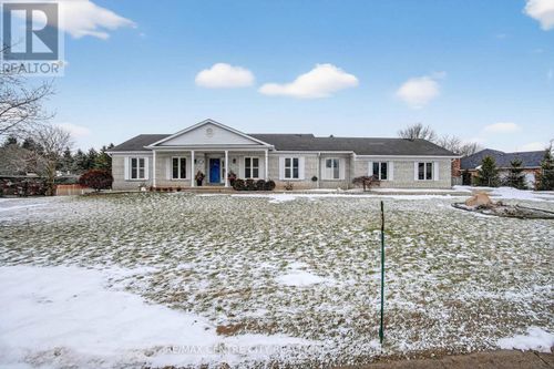 92 Mill St, Ilderton, ON, N0M2A0 | Card Image