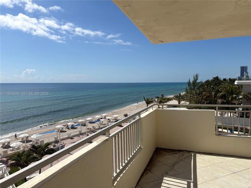 408-3180 S Ocean Dr, Hallandale Beach, FL, 33009-7248 | Card Image