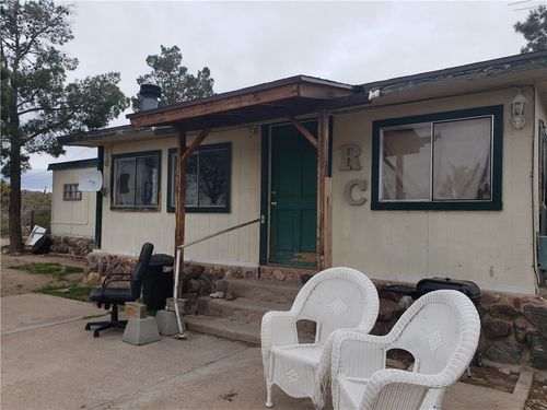 8380 W Cordelia, White Hills, AZ, 86445-8704 | Card Image