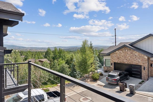 Balcony with a mountain view | Image 38