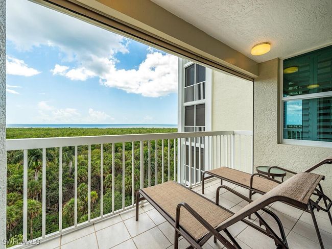 APT-802 - 6573 Marissa Loop, Condo with 2 bedrooms, 2 bathrooms and null parking in NAPLES FL | Image 12