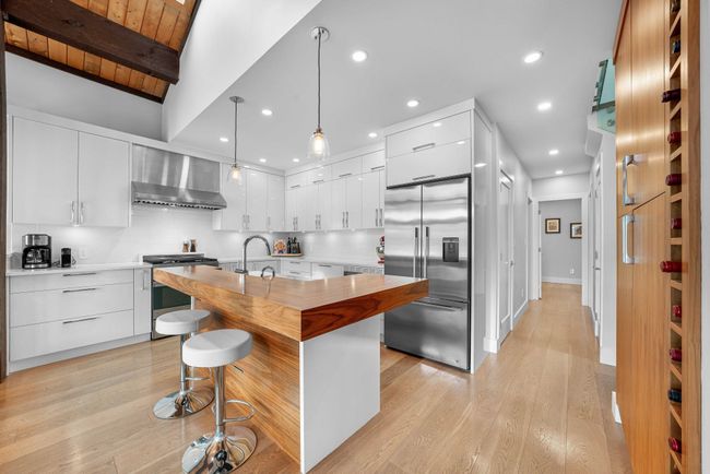 1128 Ioco Rd, House other with 4 bedrooms, 3 bathrooms and 5 parking in Port Moody BC | Image 11