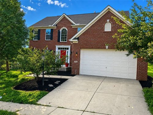 2524 Muirfield Dr, Beavercreek, OH, 45431-8555 | Card Image