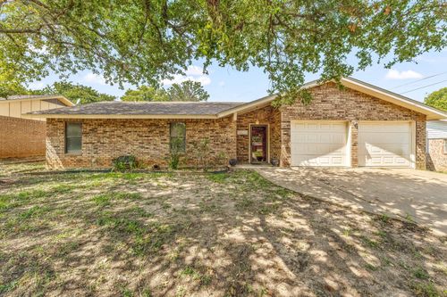 260 Davis Ave, Stephenville, TX, 76401-1817 | Card Image