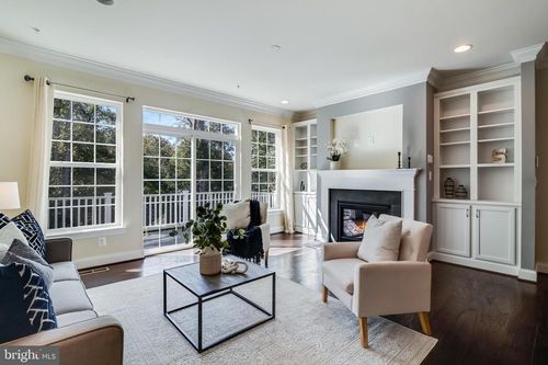 370 Buckeye Cir, LA PLATA, MD, 20646-4376 | Card Image