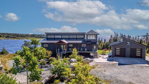 22 Thumbcap Lane, West Pennant, NS, B3V0C8 | Card Image