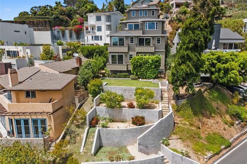802 Summit Dr, Laguna Beach, CA, 92651-3421 | Card Image