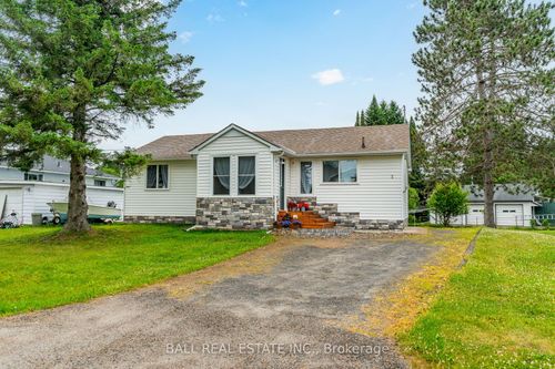 3 Larch Street, Highlands East, ON, K0L1M0 | Card Image