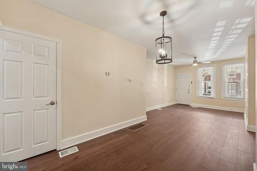 637 Kohn St, NORRISTOWN, PA, 19401-3753 | Card Image