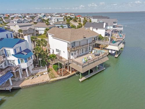 1306 Outrigger, Tiki Island, TX, 77554-6180 | Card Image
