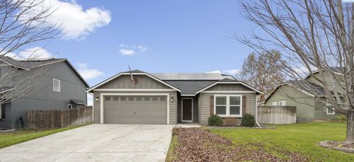 1800 Crab Apple Cir, West Richland, WA, 99353-5095 | Card Image