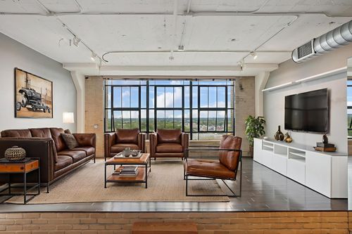 unit-1002-2929 Chicago Ave, Minneapolis, MN, 55407-4325 | Card Image