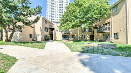 apt-c201-600 Pacific Ave, Atlantic City, NJ, 08401-7538 | Card Image