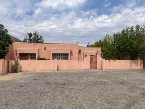 1709 Girard Blvd Ne, Albuquerque, NM, 87106-1718 | Card Image