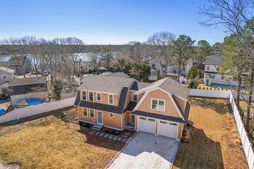 63 Ovington Dr, East Falmouth, MA, 02536-7234 | Card Image