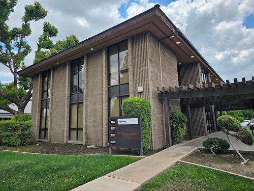 5325 W Hillsdale Avenue, Visalia, CA, 93291 | Card Image